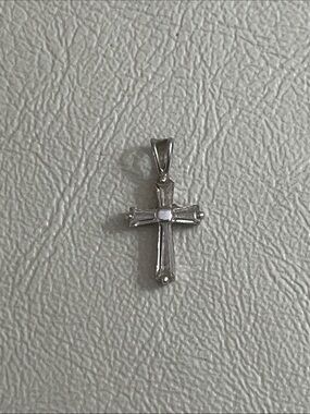 Ross-Simons Silver Cross Pendant